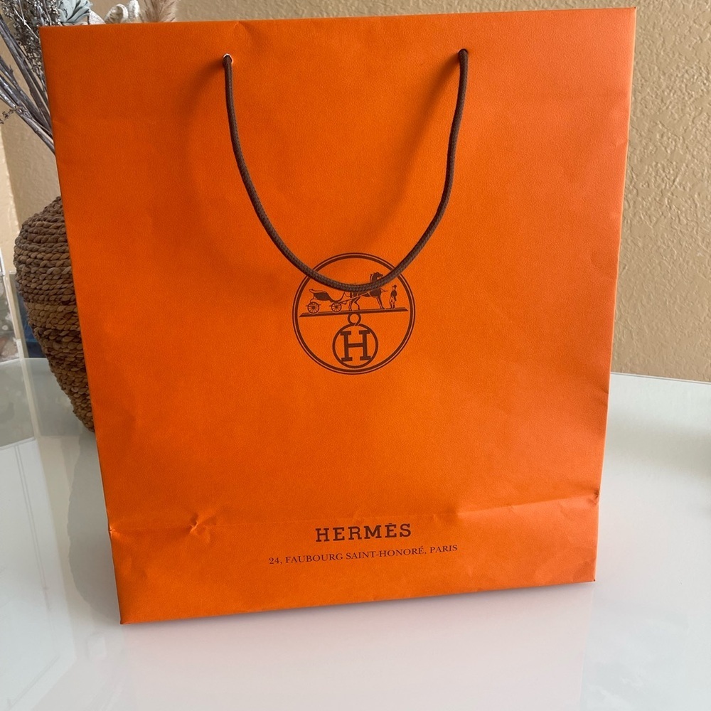 Authentic Hermès Orange Shopping Gift Bag - Picture 2 of 5
